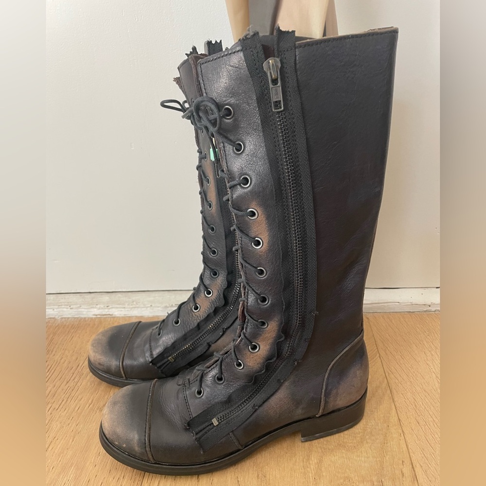 Moma boots